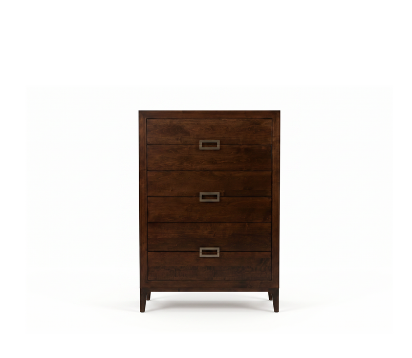 Lustre Chest